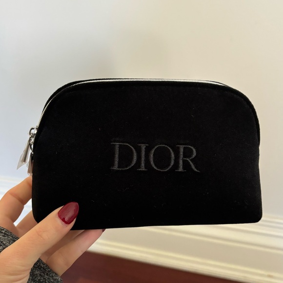 Black velvet Dior pouch - Picture 1 of 5